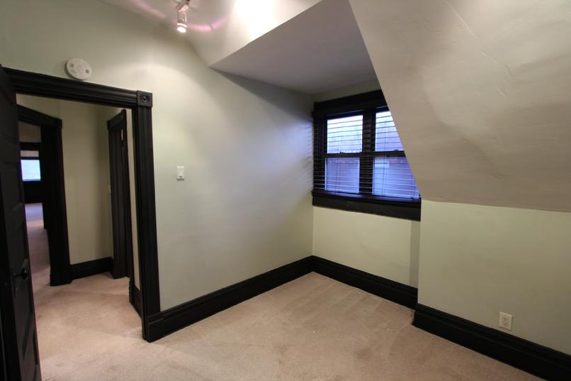 REAR BEDROOM